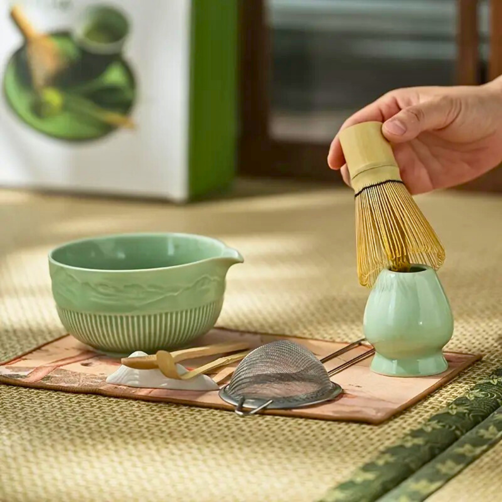 Matcha Moment Set - Ästhetisches Set mit Bambusbesen, Keramikschale